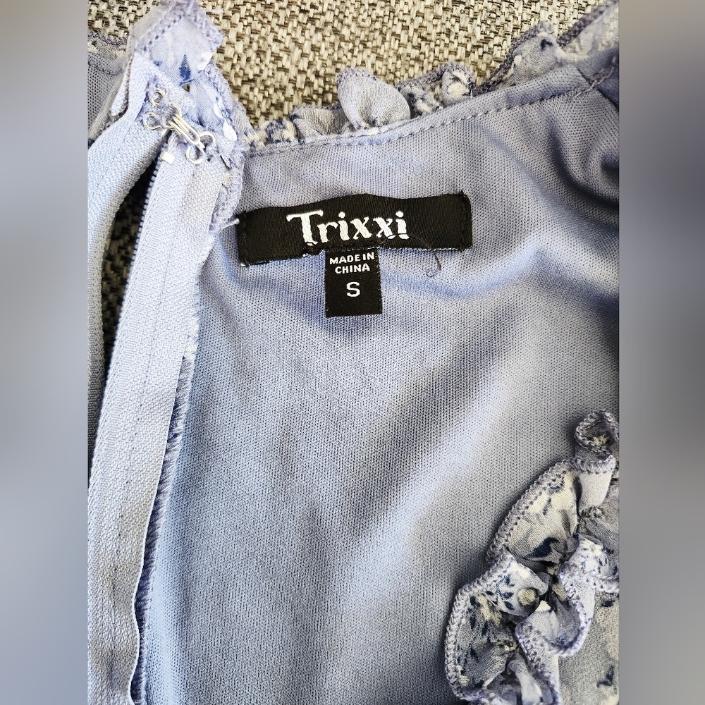 Trixxi Lavender Lace-Trimmed Dress Romper - Picture 4 of 4